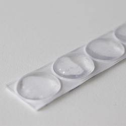 4 tampons antidérapants...
